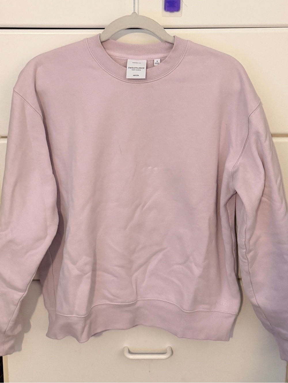 Aritzia Women's Crewneck Sweatshirt in Light Lavender